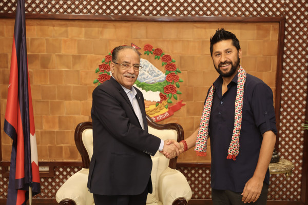 रास्वपालाई प्रधानमन्त्रीले भने– सरकारमा आउनुस्, भ्रष्टाचारको कुन फाइल खोल्नुपर्‍यो ?