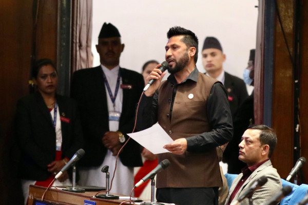 किसान आन्दोलनलाई नजरअन्दाज गरे सरकार ढल्छ : लामिछाने