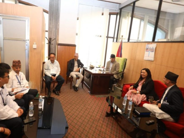 संसद् सचिवालयका कर्मचारीहरुको माग सम्बोधन गर्न वार्ता हुँदै