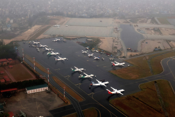 दसैँमा बिहान साढे ४ बजेदेखि नै आन्तरिक उडान