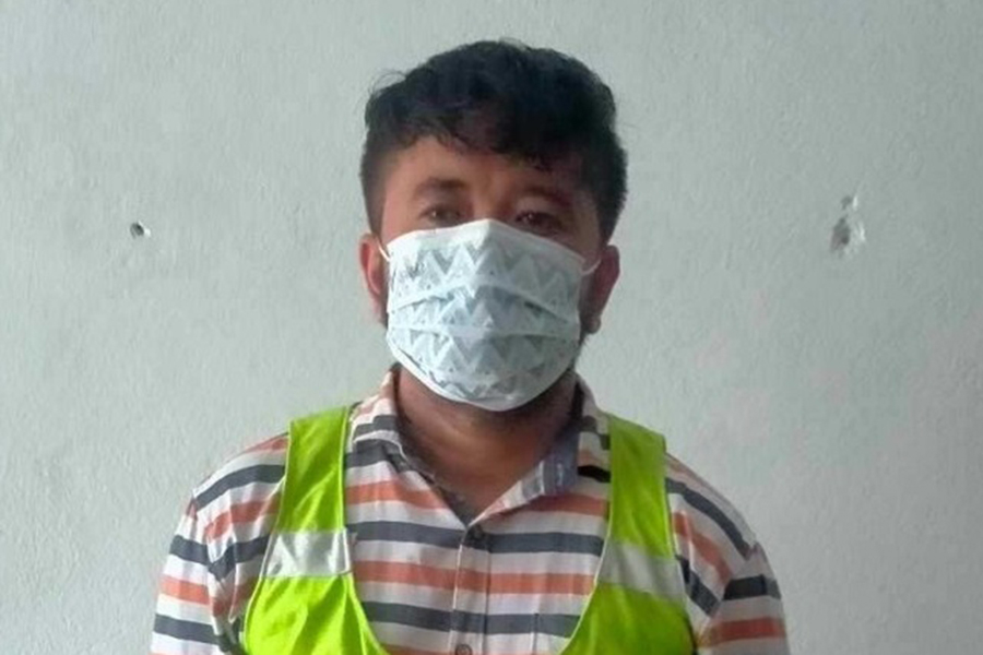 इटालियन पेस्तोलसहित झापाबाट एक जना पक्राउ