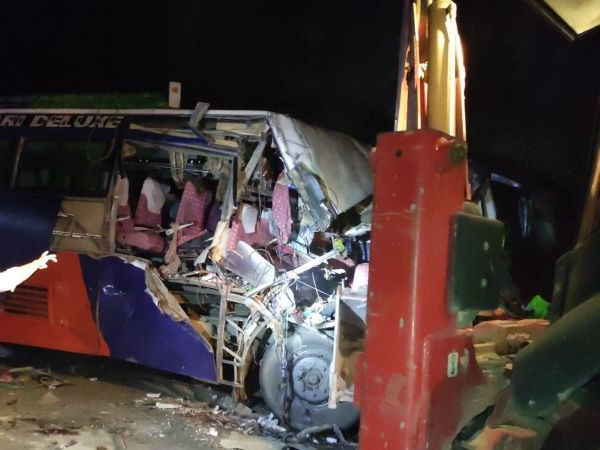 चितवन दुर्घटना अपडेटः मृत्यु हुनेको संख्या २ पुग्यो