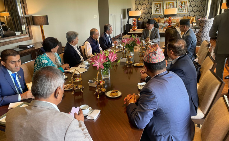 भारतीय व्यावसायीलाई नेपालमा लगानी गर्न प्रधानमन्त्री प्रचण्डको आग्रह