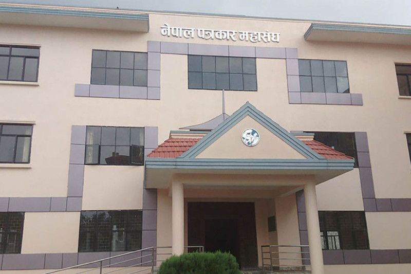 पत्रकारिता कि पार्टीकारिता?