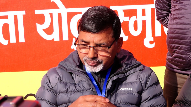 माओवादी नेता जनार्दन शर्माको प्रस्तावः ‘पार्टीको नाम र चुनाव चिन्ह फेरौँ’