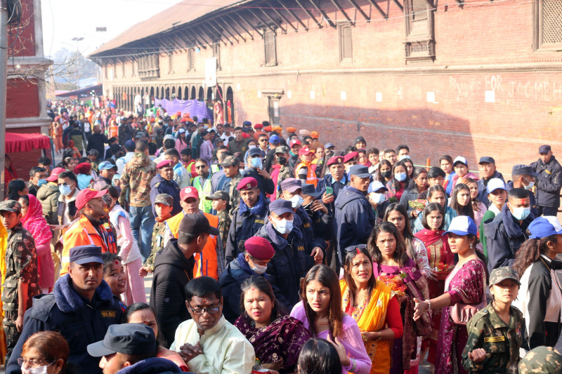 महाशिवरात्रि: पशुपति क्षेत्रमा भक्तजनको घुइँचो [तस्बिरहरू]