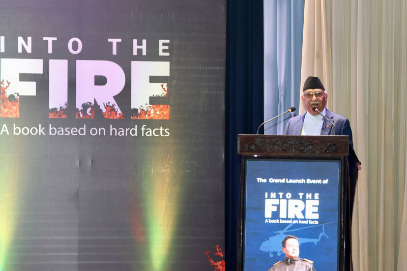 प्रचण्डप्रति आक्रामक हुँदै ओलीले भने- मैले १७ हजार मान्छे मारेको छु र खुट्टा कमाउने ?