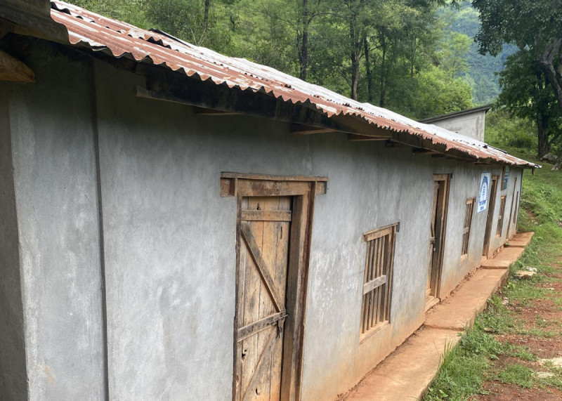 विद्यार्थी दुई, शिक्षक पनि दुई: प्रधानाध्यापक भन्छन् ‘दिन बिताउन साह्रै गाह्रो भयो’