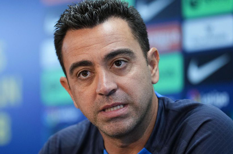 बार्सिलोनाले प्रशिक्षक जाभीलाई बर्खास्त गर्‍यो