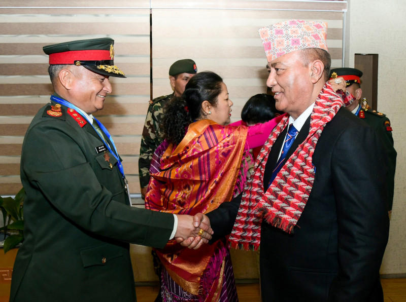 दिल्ली गए प्रधानसेनापति सिग्देल