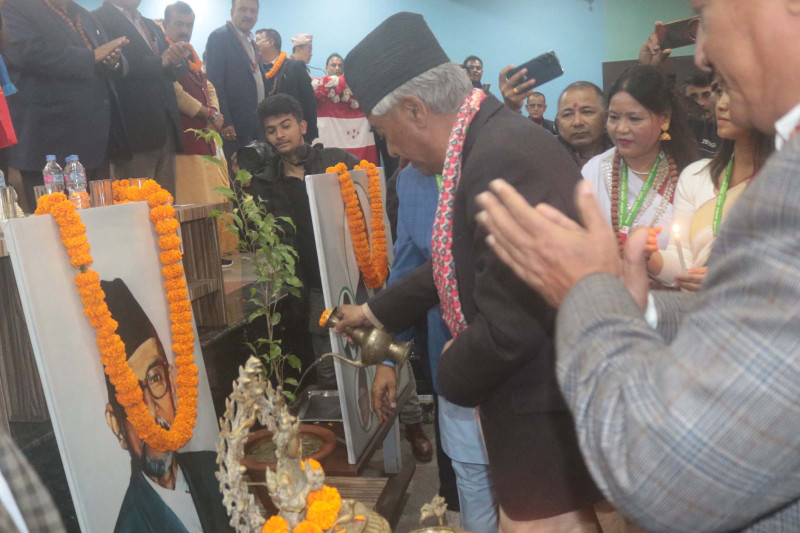 गगनको बोलीमा देउवाले गरे ठट्यौली