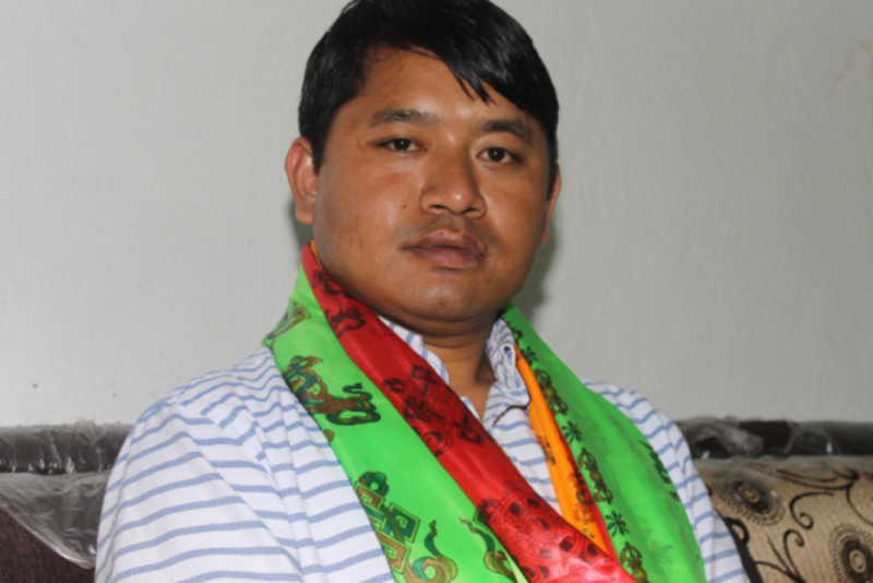 सहकारी ठगीः पूर्वउपराष्ट्रपति पुनका छोरा दिपेशसँग बयान लिँदै संसदीय समिति