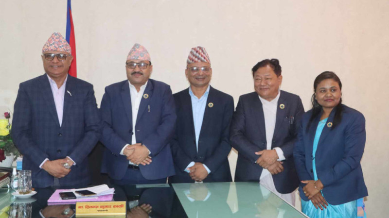 कोशी प्रदेश सरकारबाट बाहिरियो माओवादी, समर्थन भने कायमै