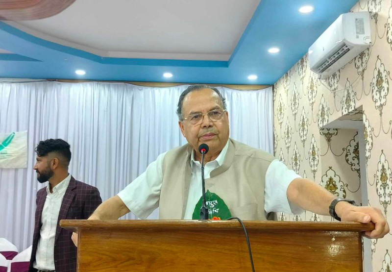 कम्युनिष्ट पार्टीमा अवसरवाद मौलाएको झलनाथको आरोप 