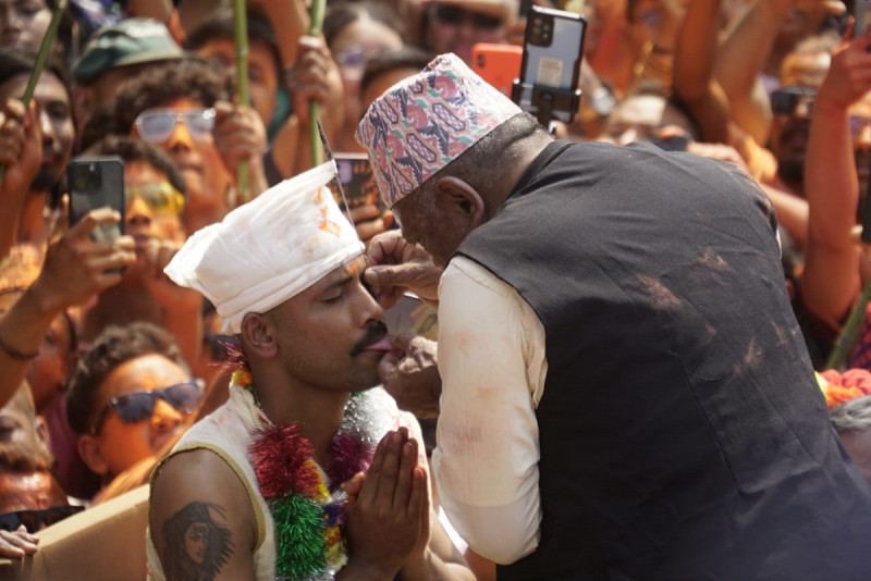 जिब्रो छेडेर महाद्वीप बोकी टोलटोल घुमे २८ वर्षीय सुजन [फोटोफिचर] 