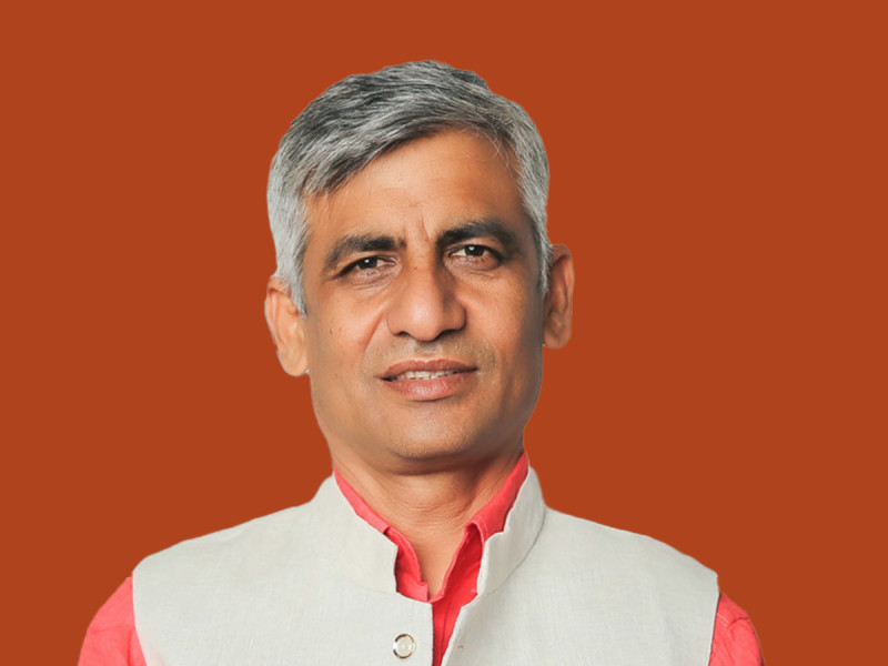 कोशी प्रदेशका पूर्वमुख्यमन्त्री केदार कार्की पक्राउ