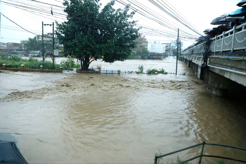 बाढीपहिरो र डुबानमा परी हालसम्म १९२ को मृत्यु, ३० जना बेपत्ता