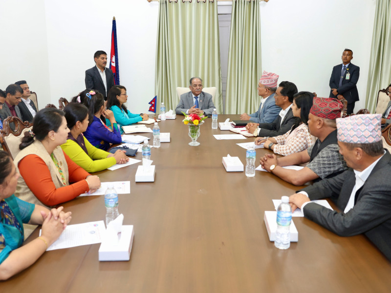 प्रधानमन्त्रीले गरे ‘मेयर्स फोरम’ का पदाधिकारीहरुसँग छलफल, गएनन् बालेन 