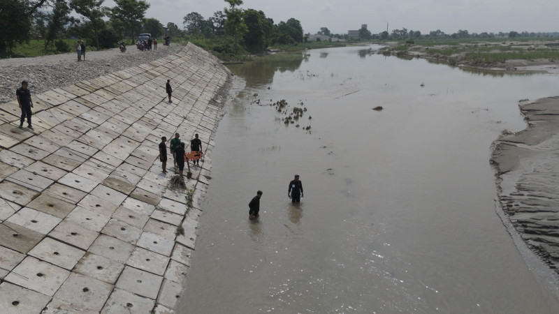सिमलताल दुर्घटनाः नारायणी नदीमा थप एक शव फेला