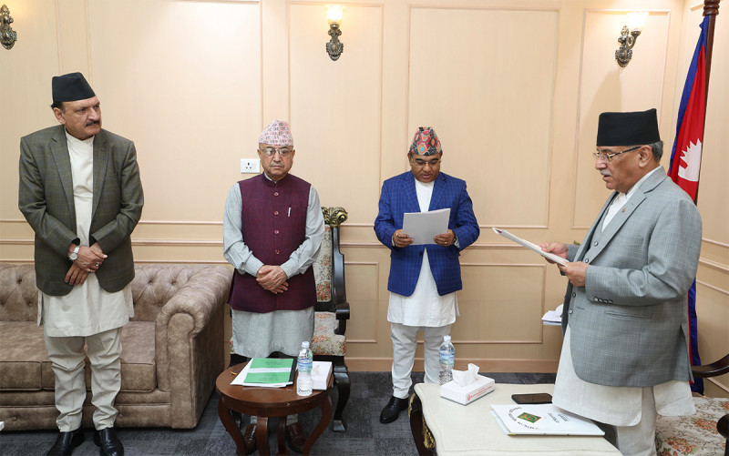 राष्ट्रिय सुरक्षा सल्लाहकार शंकरदास वैरागीले दिए राजीनामा