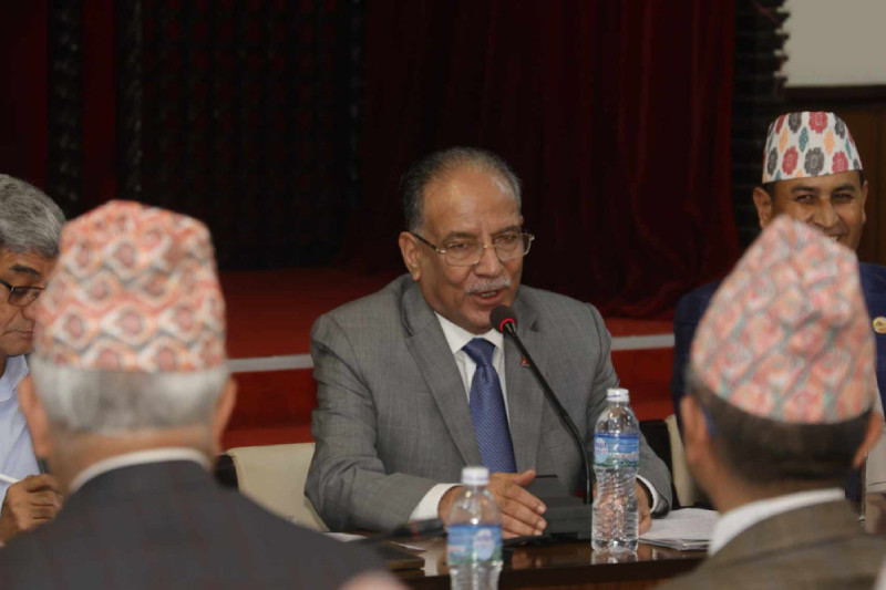 हदम्याद र अख्तियारले मुद्दा दायर गर्दैमा निलम्बन हुने व्यवस्थामा छलफल गरियोस्ः प्रचण्ड