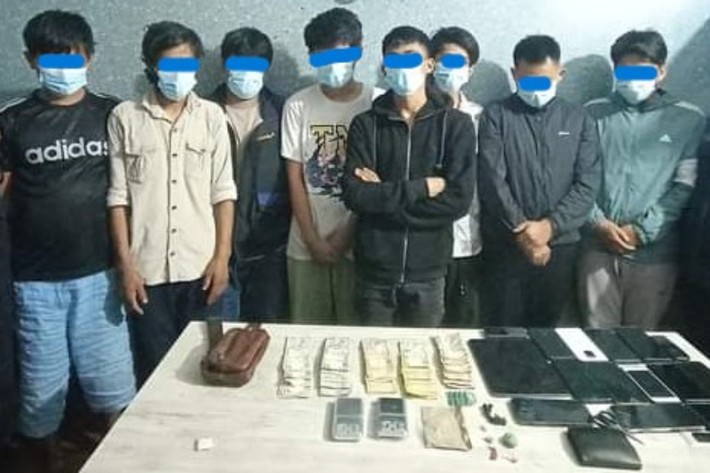 ब्राउन सुगरसहित कोटेश्वरबाट ८ जना पक्राउ