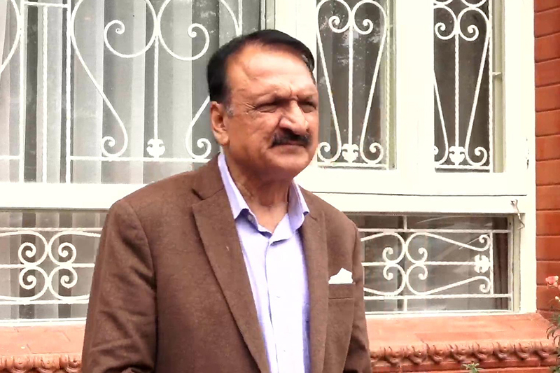 पहिले एमालेलाई नेतृत्व दिने कांग्रेसको निर्णय, मार्गप्रशस्त गर्न प्रचण्डलाई आग्रह