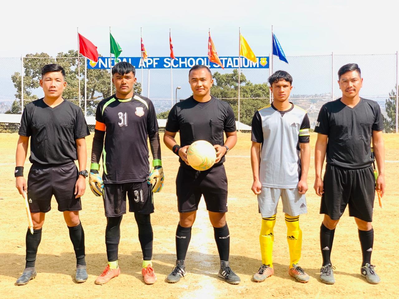 सशस्त्र प्रहरी महानिरीक्षक रनिङ ट्रफी फुटबल : एपीएफ, सैनिक, पुलिस र लेबोरेटरी स्कुल क्वार्टरफाइनलमा