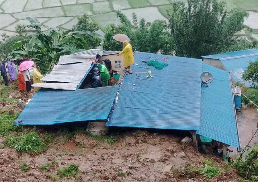  पहिरोले घर पुरिँदा कास्कीमा एक युवकको मृत्यु