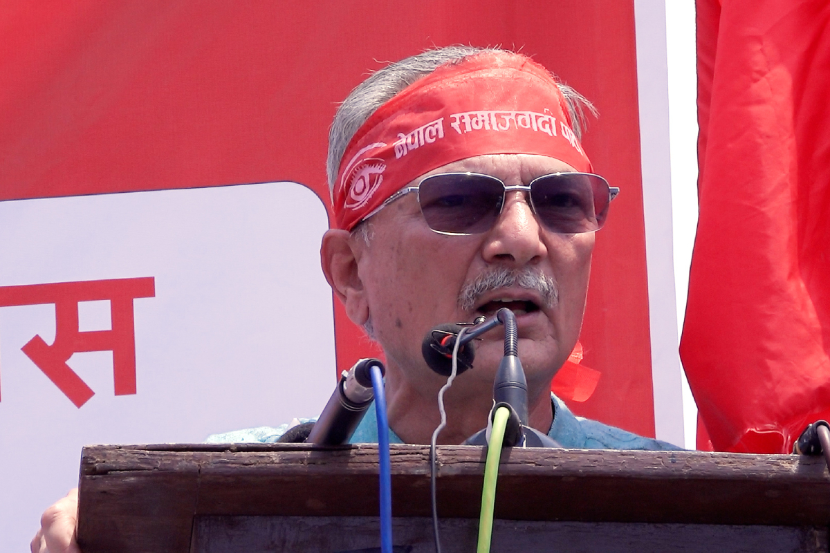 चुनावअघि भिजेको बिरालो जस्ता प्रचण्ड चुनावपछि बाघ जस्तो भएर गर्जन थाल्नुभयो: बाबुराम