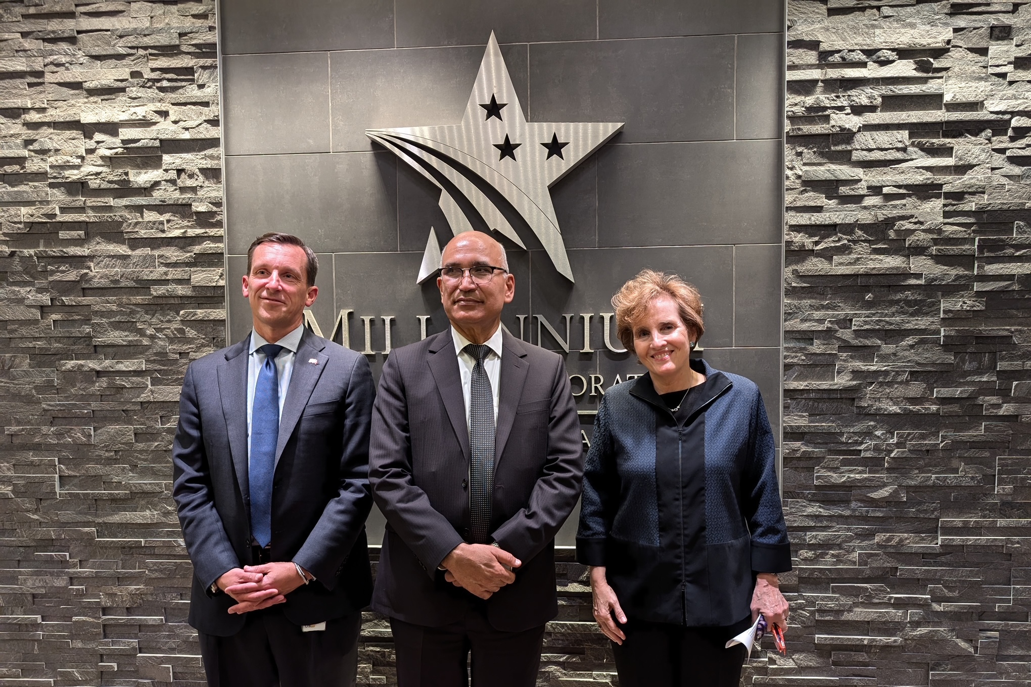 अर्थमन्त्री पौडेलसँग एमसीसीकी प्रमुख कार्यकारीको भेट