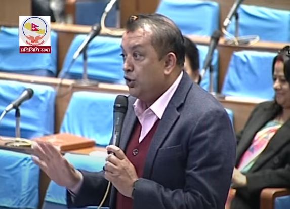 गगनको प्रस्ताव– आरोप लागेका झण्डावालाको झण्डा छोपेर घर पठाऔँ