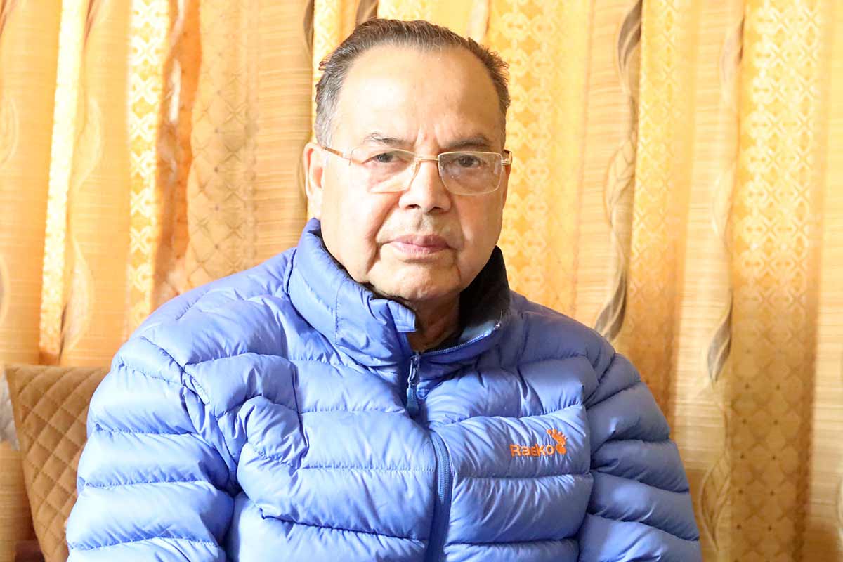 इलाम–२ को उम्मेदवार बन्न ओलीको निर्णय पर्खँदै खनाल