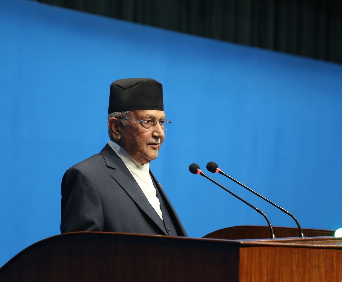 देउवालाई ओलीले भने— प्रतिपक्षी भनेपछि बोल्नै नमिल्ने होर ? आउनुहोस् न गफ गरौँ