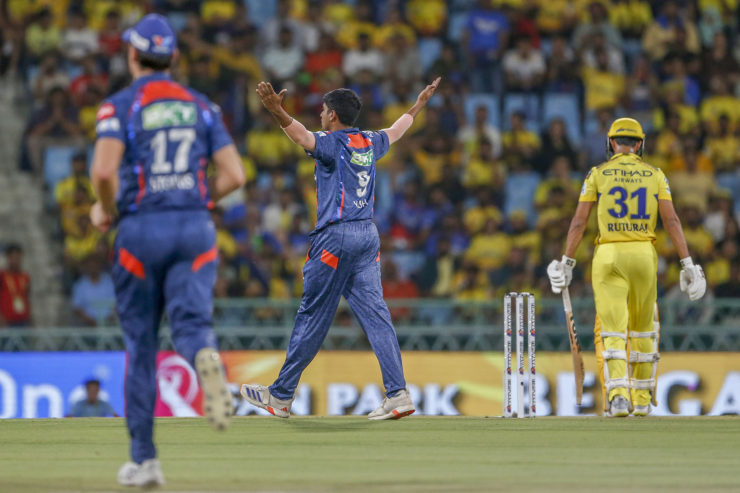 आईपीएलमा लखनउसँग चेन्नई पराजित