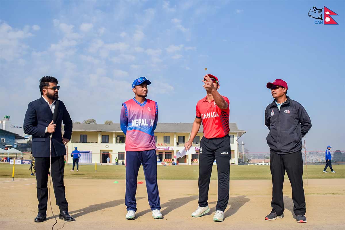 टस जितेको क्यानडाविरुद्ध ब्याटिङ गर्दै नेपाल
