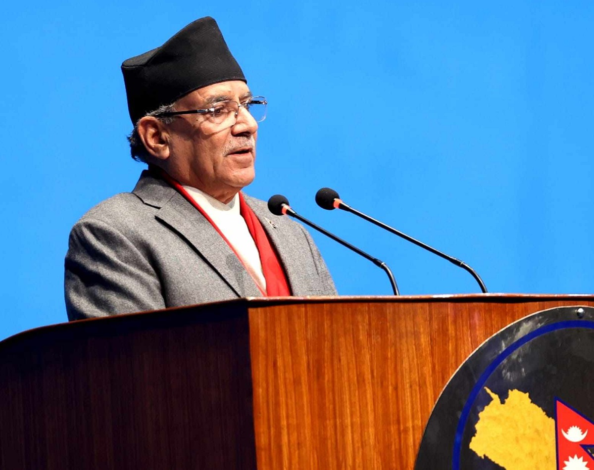 पूर्वअर्थमन्त्री महतलाई प्रचण्डको चेतावनी—मैले कसका लागि पैसा मागेँ पुष्टी गर्नुहोस्