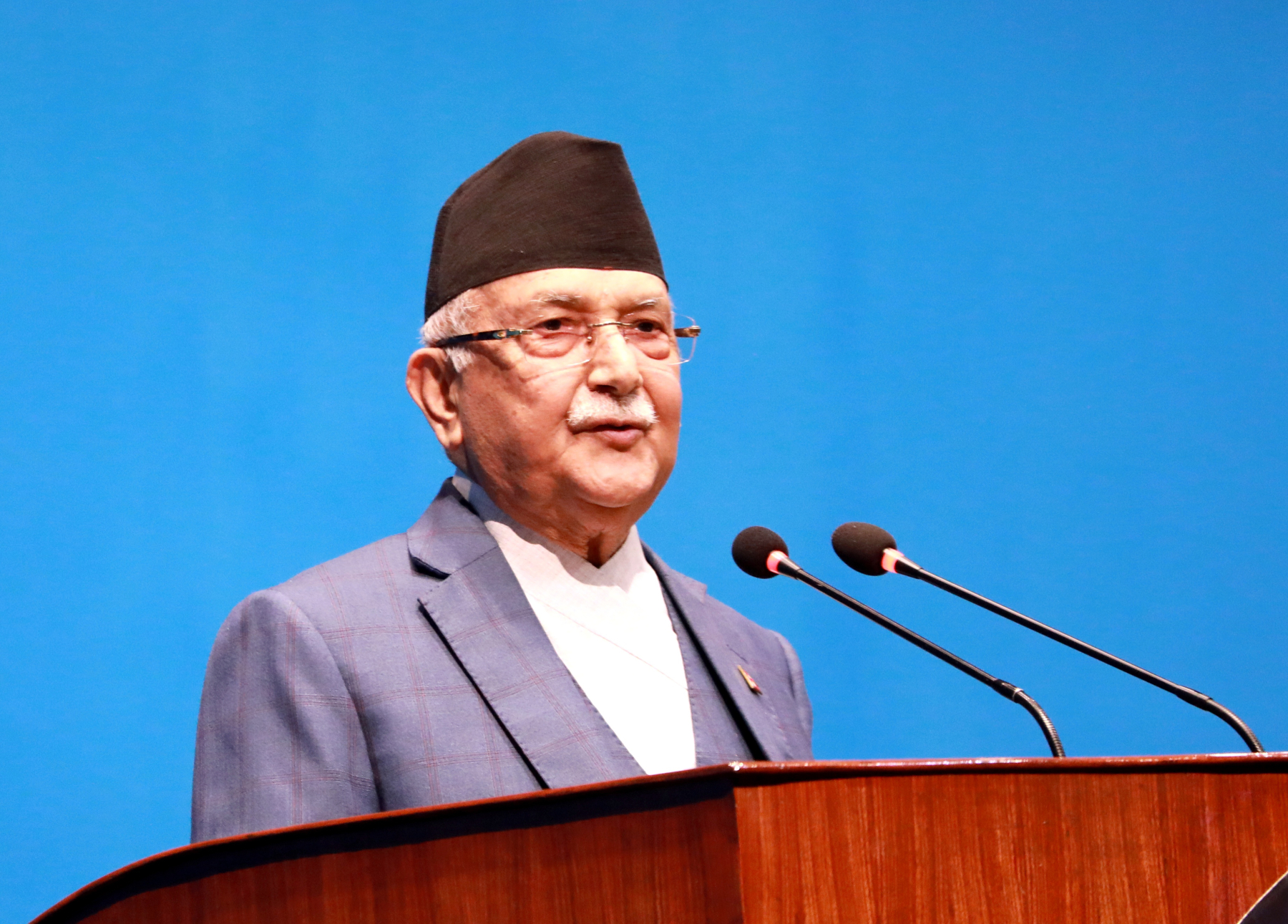 सदनमा प्रधानमन्त्रीले भने— नेपालको शिर निहुरिने कुनै काम गर्दिन