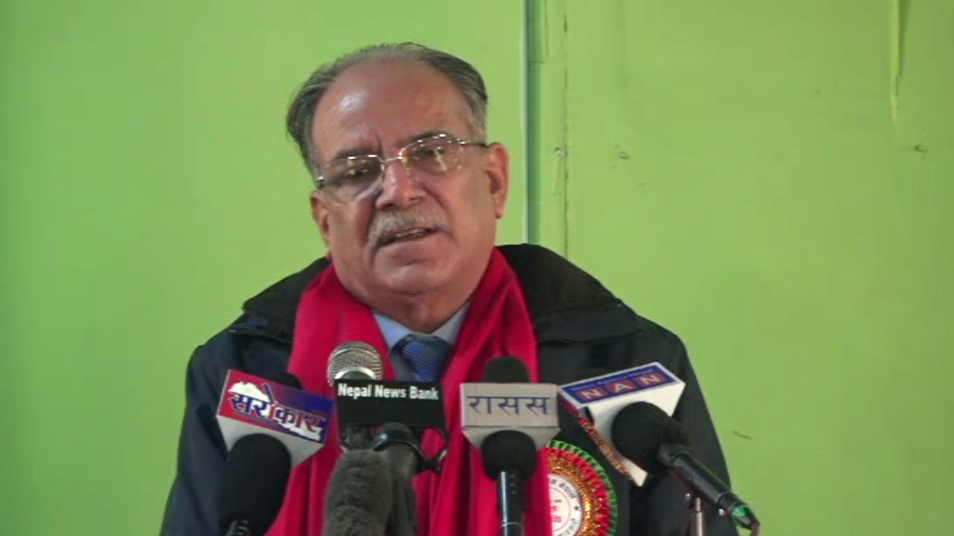 घेराबन्दी गर्ने कसरत भइरहेको छ : प्रधानमन्त्री दाहाल