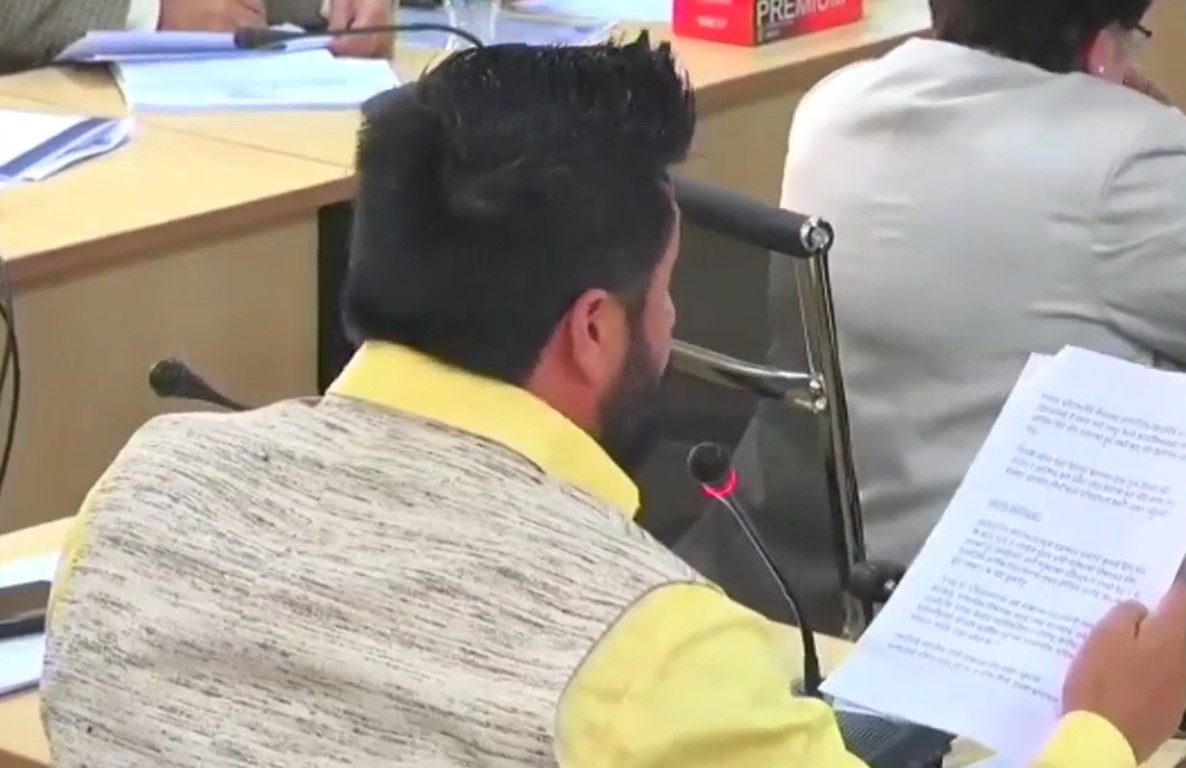 जब रवि लामिछानेले प्रधानमन्त्रीलाई माओवादीको घोषणापत्र सम्झाए... 