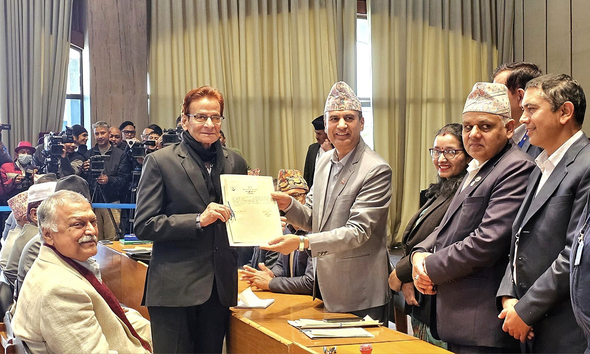 प्रतिस्पर्धीभन्दा राजनीतिक र शैक्षिक योग्यताका हिसाबले अब्बल छु: उम्मेदवार शर्मा