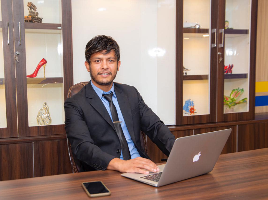 फिल्म निर्माण गर्दै ‘बले’