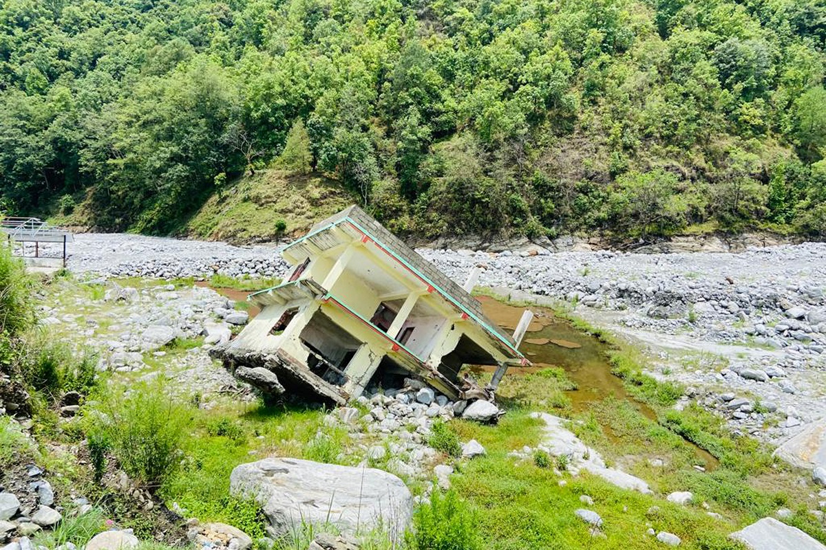 बाढीको वितण्डा  [तस्बिरहरू]