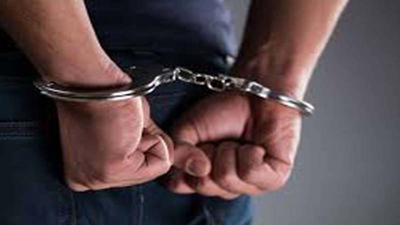 आफ्नै छोरीलाई जबरजस्ती करणी गरेको कसुरमा बाबु पक्राउ