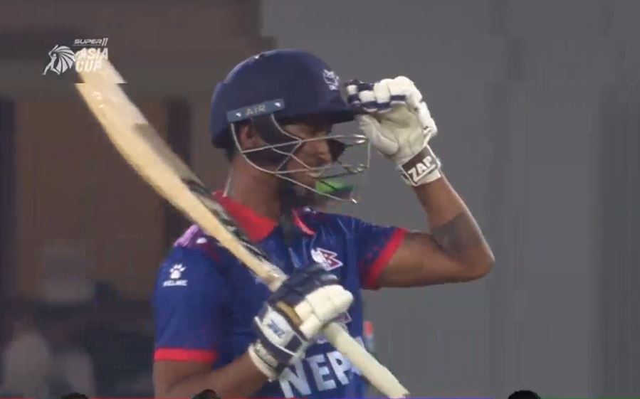 एसिया कप क्रिकेट : नेपालका कुन खेलाडी कति रनमा आउट भए ?