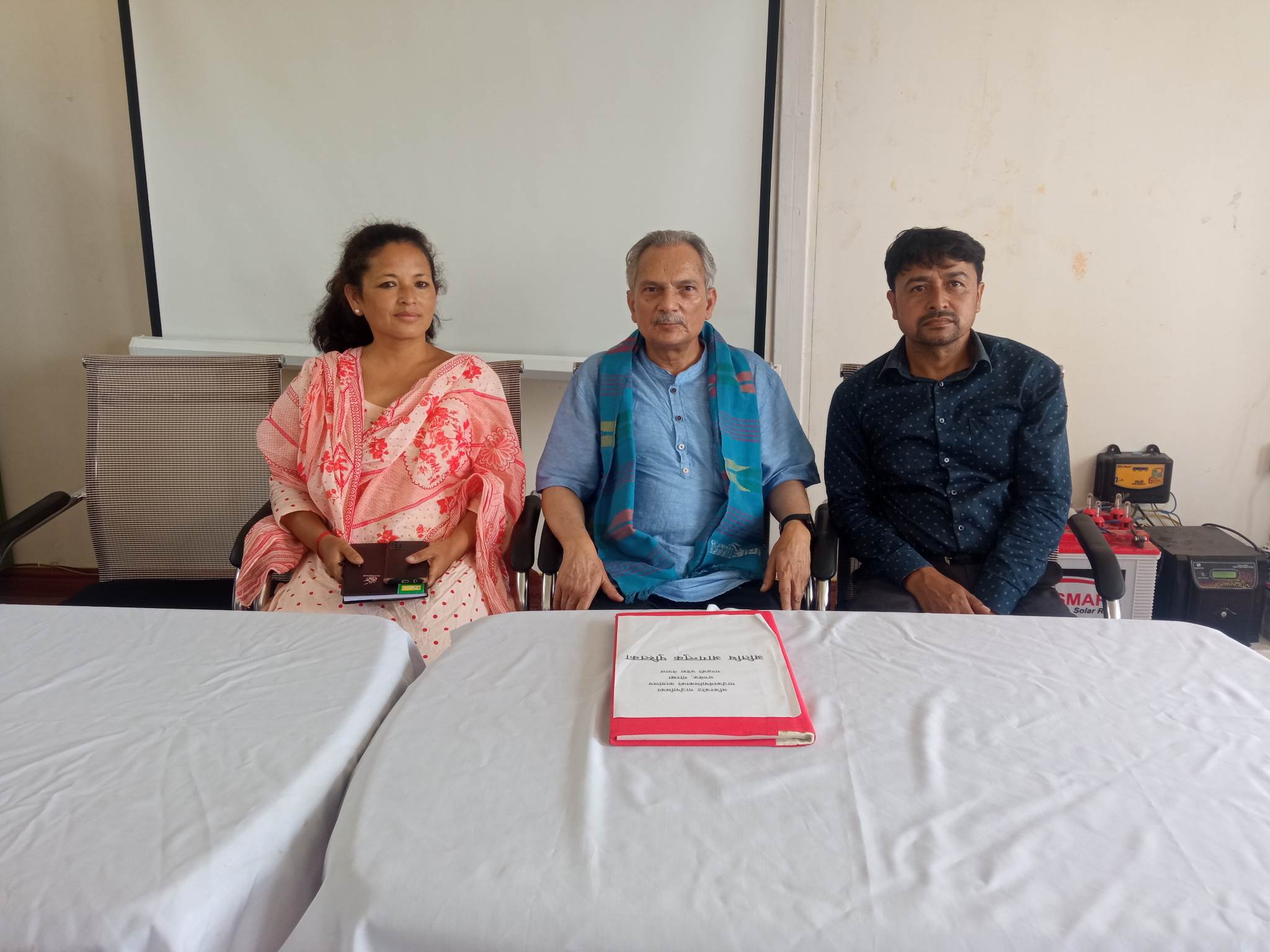 बजेटमा शिक्षा, कृषि र मुख्य सडकलाई प्राथमिकता दिन अजिरकोट गाउँपालिकालाई डा. भट्टराईको सुझाव