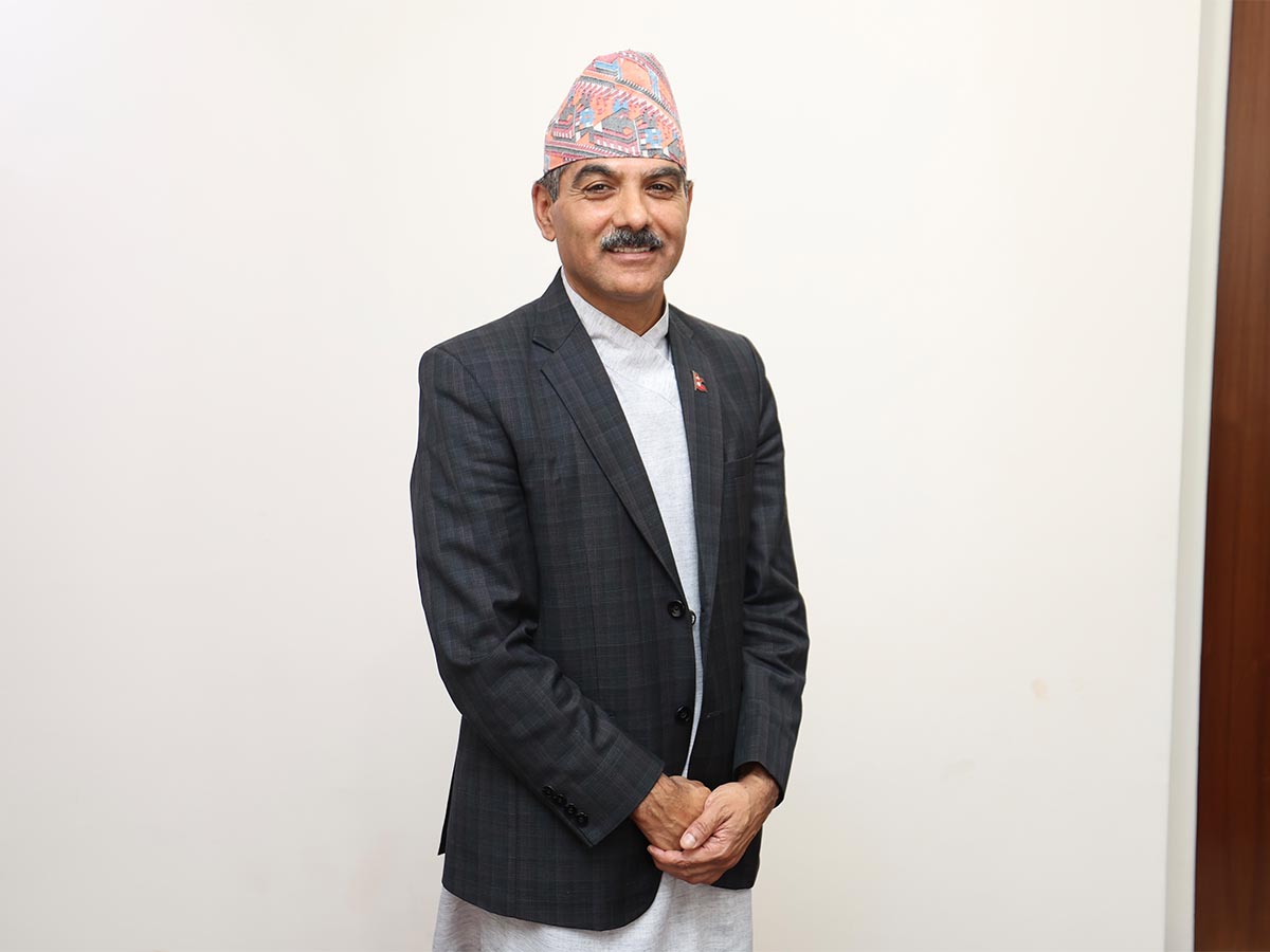 मुख्य सचिवमा डा. वैकुण्ठ अर्याल नियुक्त
