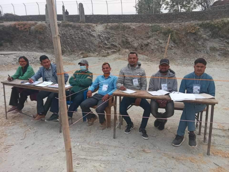 बझाङमा पनि सकियो मतदान, ५० प्रतिशत हाराहारीमा मत खसेको अनुमान 