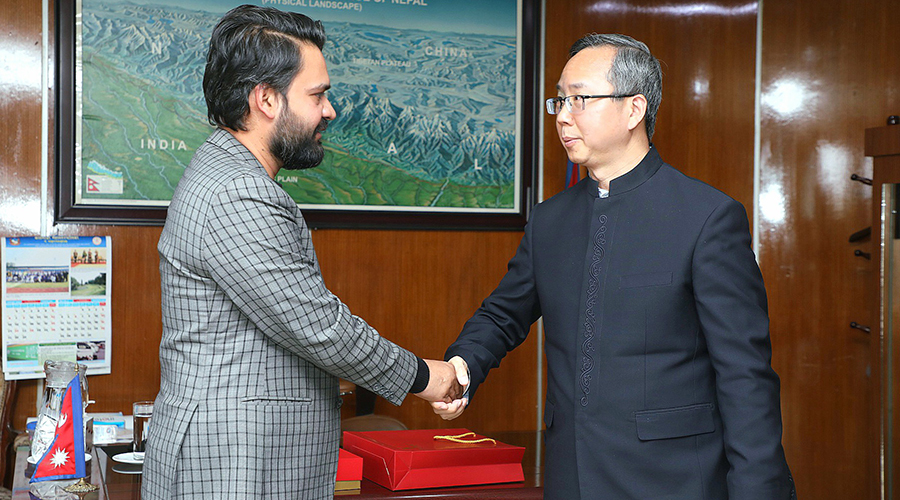 चिनियाँ राजदूतसँगको भेटमा बालेन साहले भने- काठमाडौंका सम्पदा निर्माणको शैली चीनमा प्रवर्द्धन गर्न चाहन्छौं