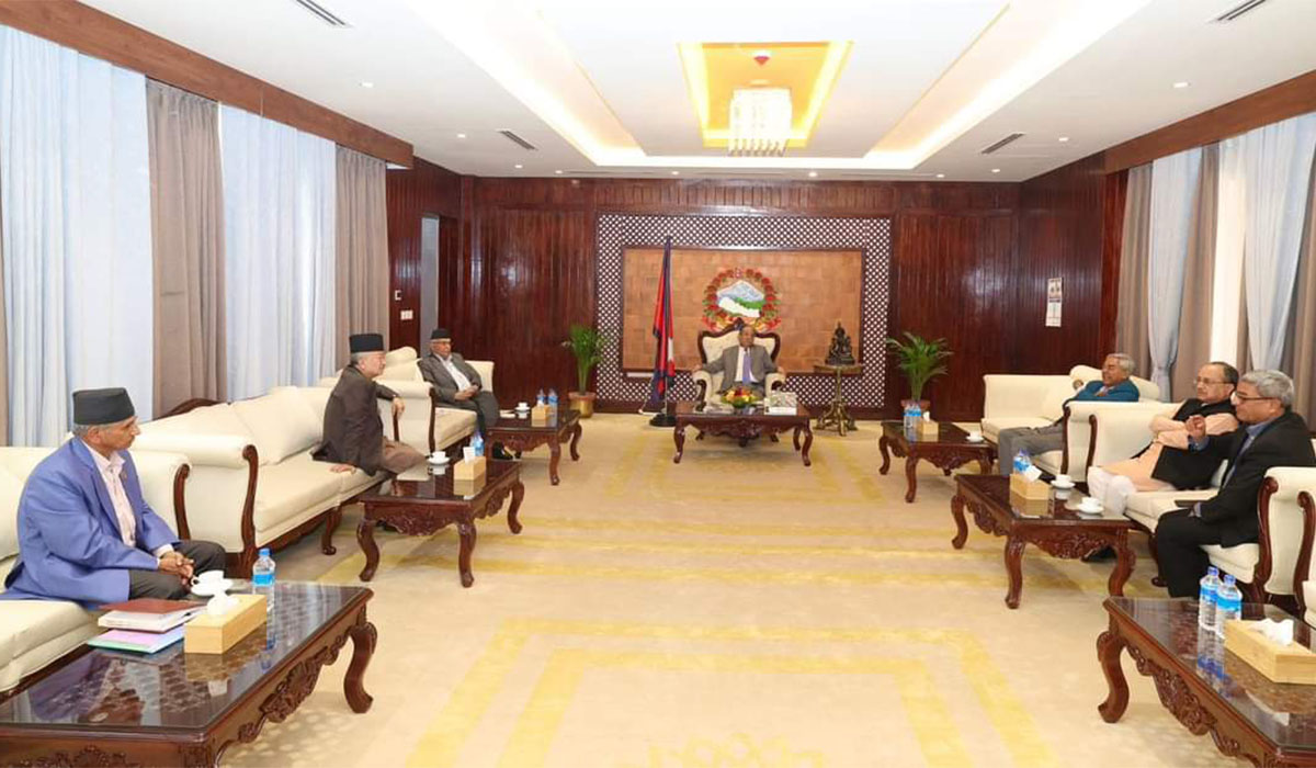 प्रचण्ड, देउवा र ओलीबीच बालुवाटारमा के कुरा भयो ?